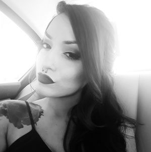 Meet your Posher, Janelle